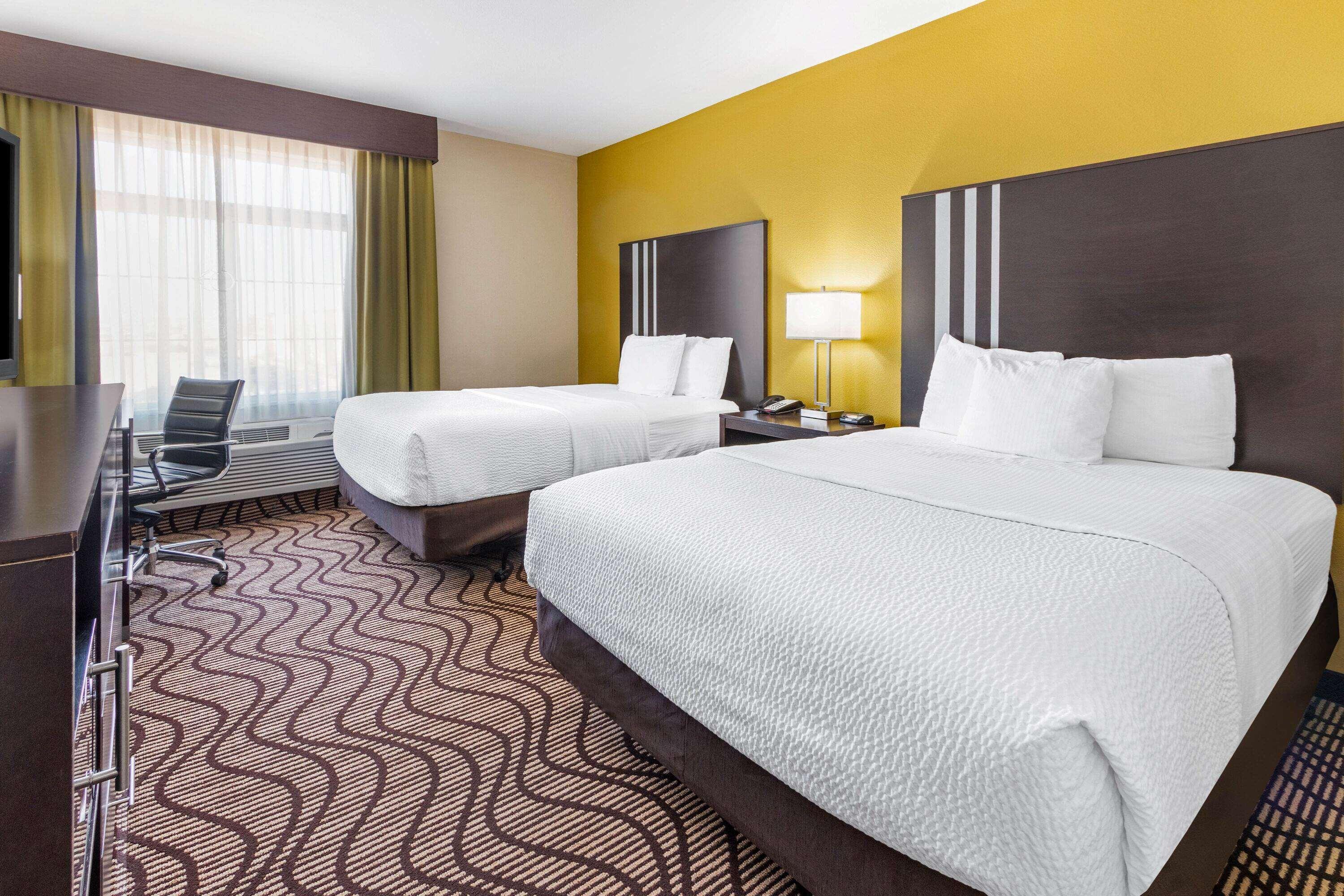 La Quinta By Wyndham Artesia Otel Dış mekan fotoğraf